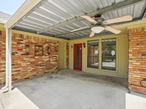 2608  Timberleaf Drive , Carrollton Texas 75006