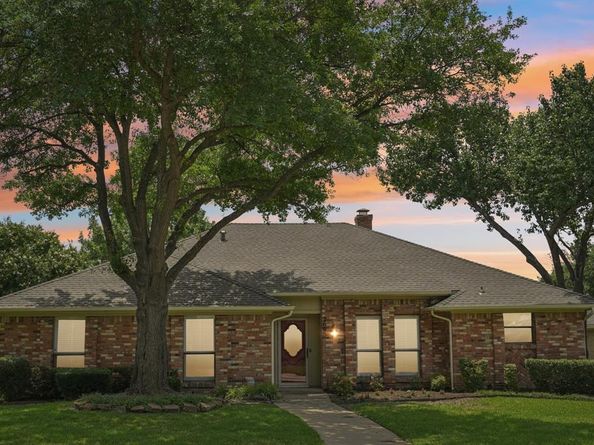 2608  Timberleaf Drive , Carrollton Texas 75006
