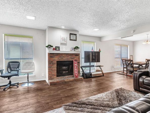 13233-35  Fall Manor Drive , Dallas Texas 75243