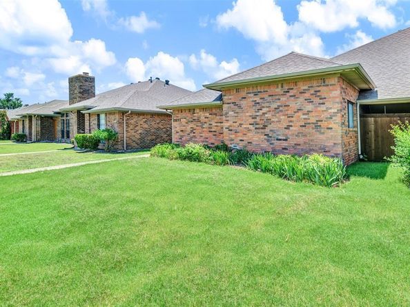13233-35  Fall Manor Drive , Dallas Texas 75243