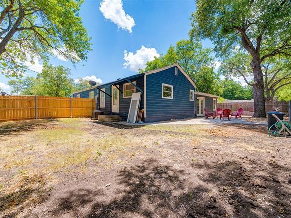 3936  Winfield Avenue , Fort Worth Texas 76109