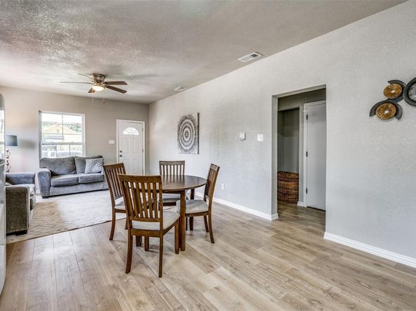 1245 E Allen Avenue , Fort Worth Texas 76104