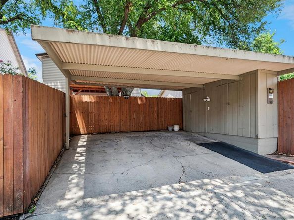 2022  Clubridge Drive , Carrollton Texas 75006