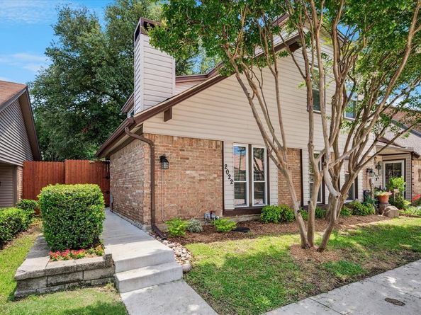2022  Clubridge Drive , Carrollton Texas 75006