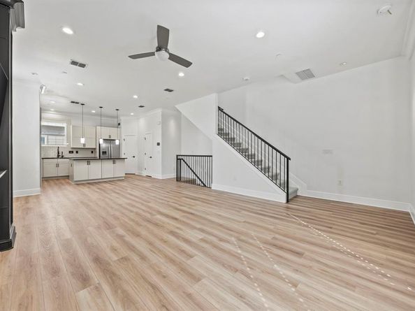 3200  Ross Avenue  22, Dallas Texas 75204