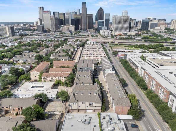 3200  Ross Avenue  22, Dallas Texas 75204