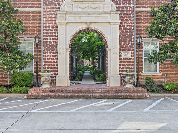 3200  Ross Avenue  22, Dallas Texas 75204