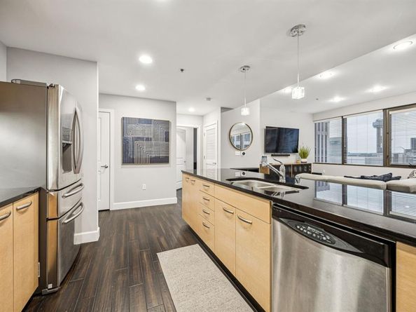 1200  Main Street  1106, Dallas Texas 75202