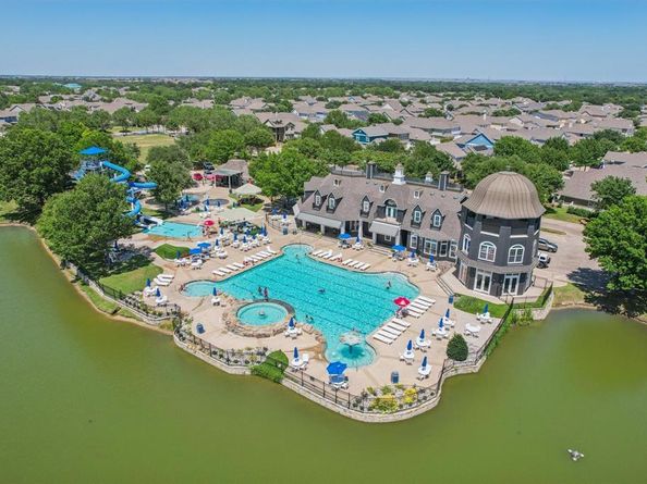 1805  Rodgers Lane , Providence Village Texas 76227