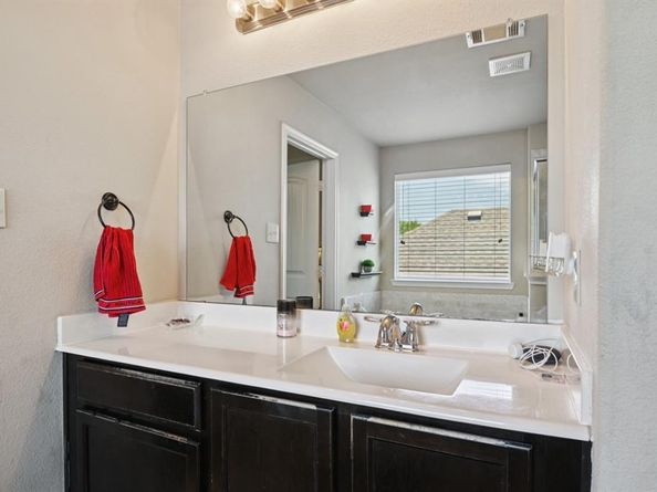 1805  Rodgers Lane , Providence Village Texas 76227