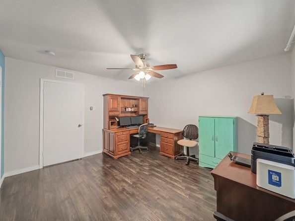 5022  Menefee Drive , Dallas Texas 75227