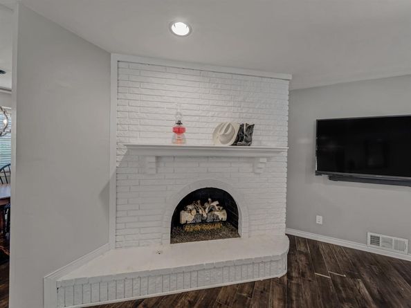 5022  Menefee Drive , Dallas Texas 75227