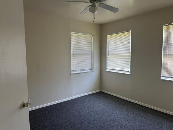 6832  Craig Street , Fort Worth Texas 76112