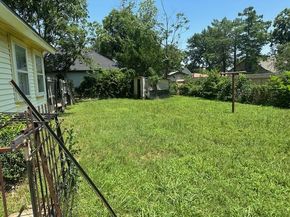 6832  Craig Street , Fort Worth Texas 76112