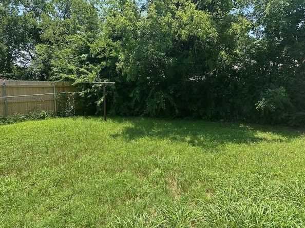 6832  Craig Street , Fort Worth Texas 76112
