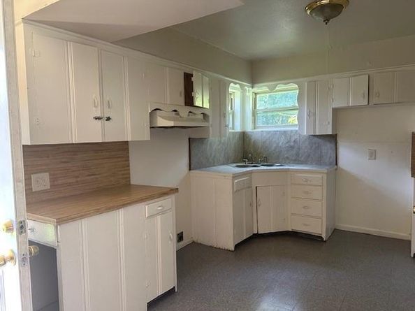 6832  Craig Street , Fort Worth Texas 76112