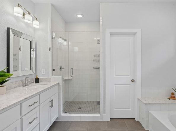 2905  Merrimac Street , Fort Worth Texas 76107