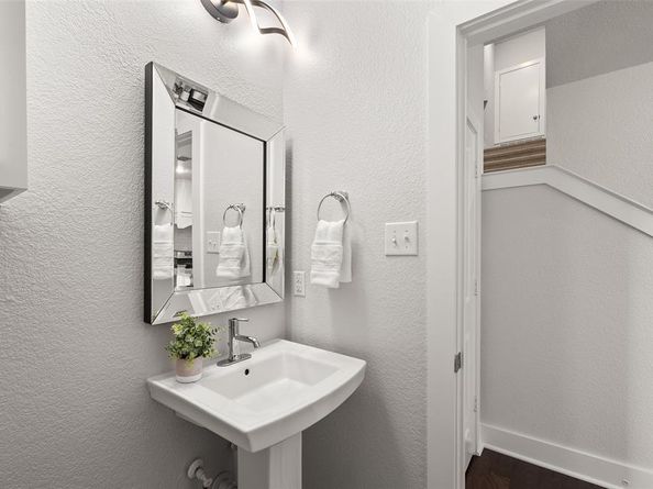 2905  Merrimac Street , Fort Worth Texas 76107