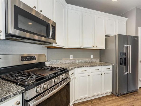 1421  Augusta Drive , Savannah Texas 76227