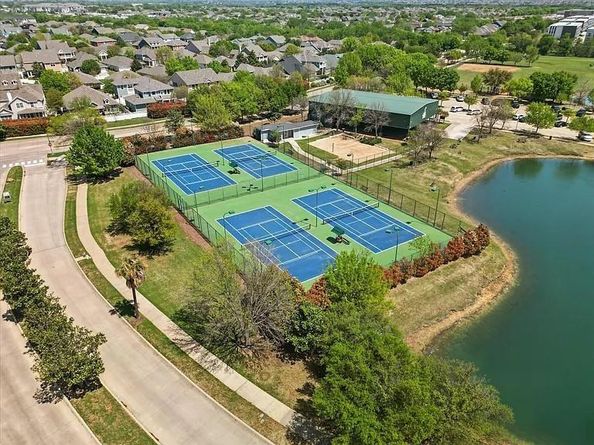 1421  Augusta Drive , Savannah Texas 76227