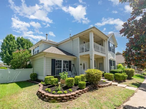 1421  Augusta Drive , Savannah Texas 76227