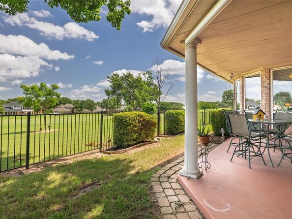 1605  Villa Court , Corinth Texas 76210