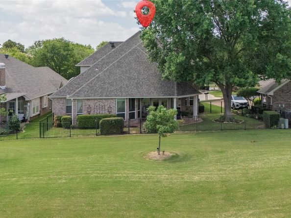 1605  Villa Court , Corinth Texas 76210