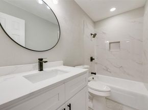 1650  Bending Oaks Trail , Dallas Texas 75217