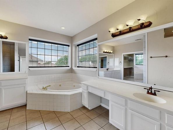 2029  Arbor Creek Drive , Carrollton Texas 75010