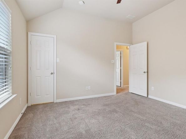 1009  Chickasaw Drive , Carrollton Texas 75010
