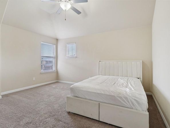 1009  Chickasaw Drive , Carrollton Texas 75010