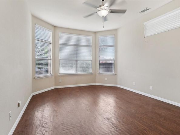 1009  Chickasaw Drive , Carrollton Texas 75010