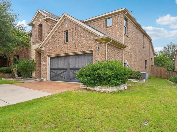 1009  Chickasaw Drive , Carrollton Texas 75010