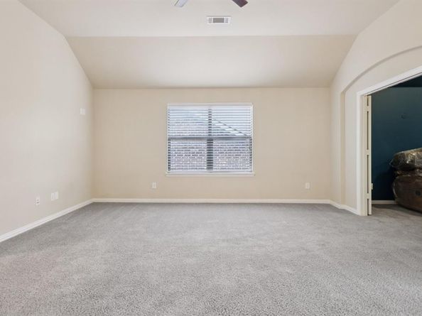 1009  Chickasaw Drive , Carrollton Texas 75010
