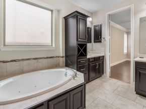 1110  Amber Rose Way , Arlington Texas 76005