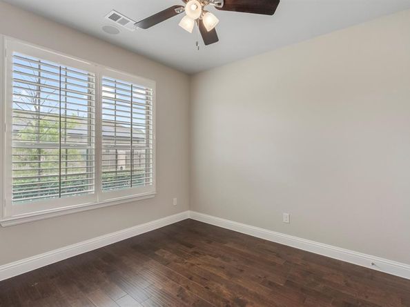 1110  Amber Rose Way , Arlington Texas 76005