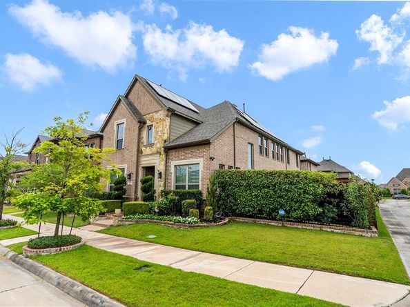 1110  Amber Rose Way , Arlington Texas 76005