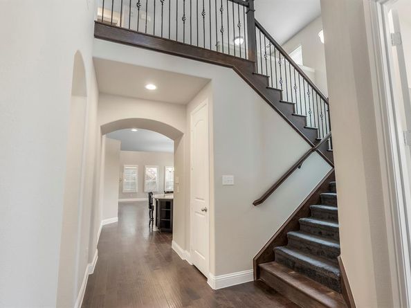 1110  Amber Rose Way , Arlington Texas 76005
