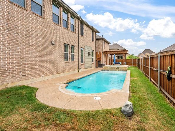 1110  Amber Rose Way , Arlington Texas 76005