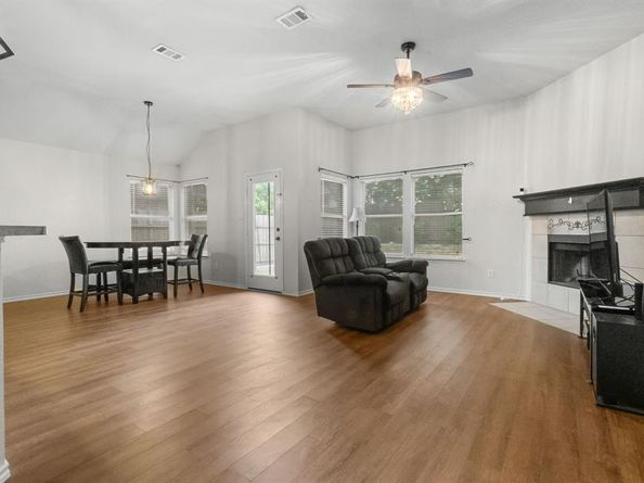 4844  Summer Oaks Lane , Fort Worth Texas 76123