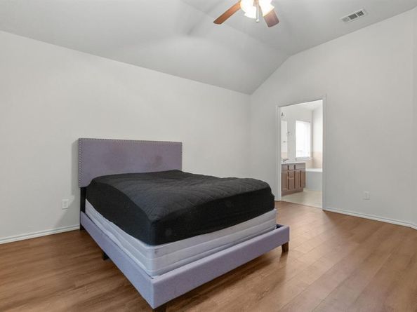 4844  Summer Oaks Lane , Fort Worth Texas 76123