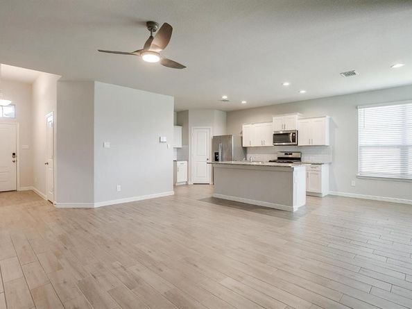 9625  Catclaw Terrace , Fort Worth Texas 76036