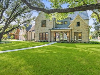 1211  Seminole Drive 