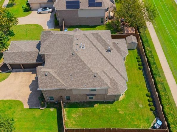932 E Danbury Drive , DeSoto Texas 75115