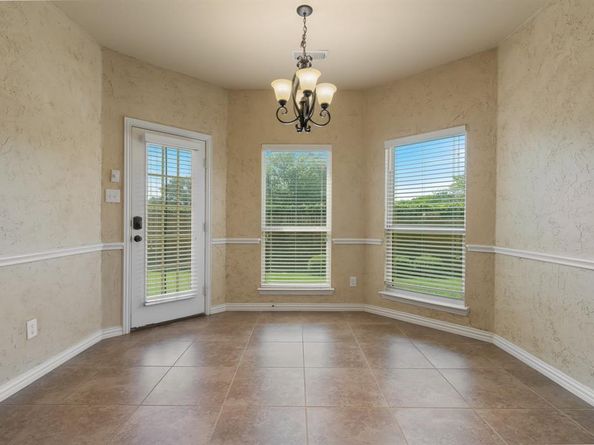 932 E Danbury Drive , DeSoto Texas 75115