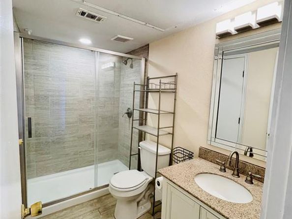 3410  Country Club Drive W 192, Irving Texas 75038