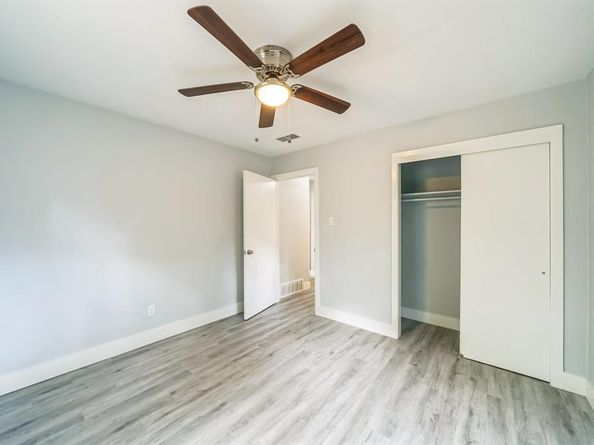 5605  Dennis Avenue , Fort Worth Texas 76114
