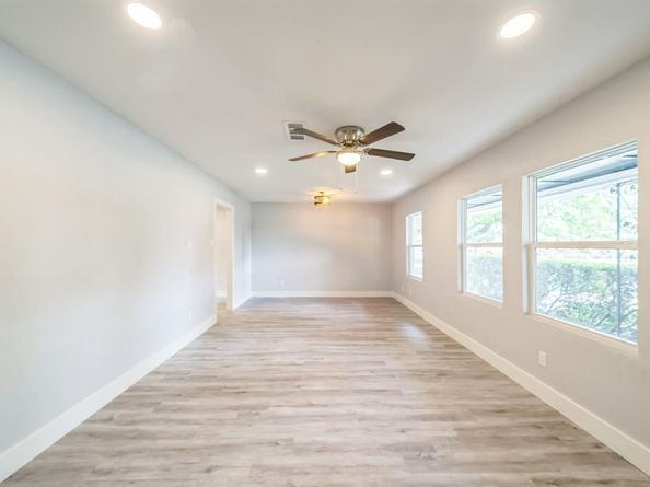 5605  Dennis Avenue , Fort Worth Texas 76114
