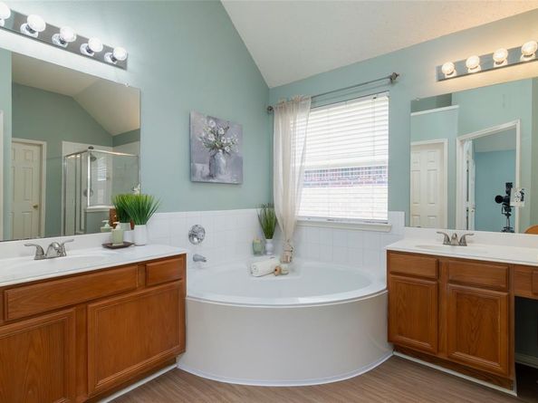 5517  Lawnsberry Drive , Fort Worth Texas 76137