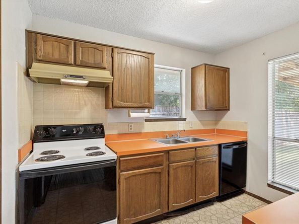 5528  Dunson Drive , Haltom City Texas 76148